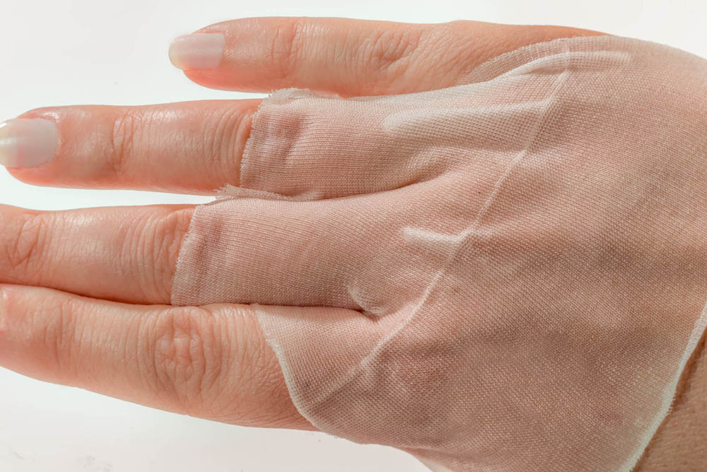 Dressilk dressing applied